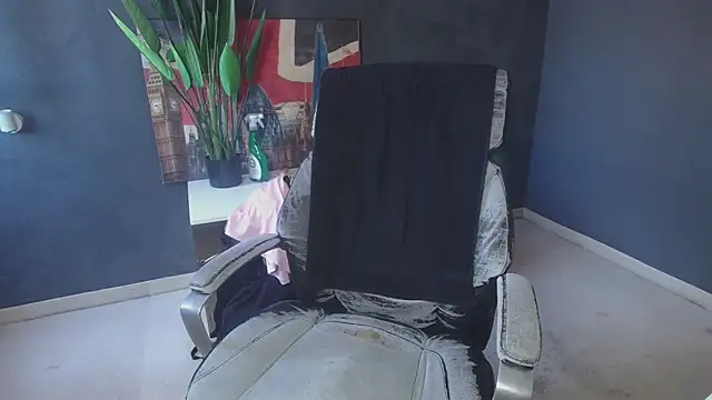 OscarWillss Chat XXX in diretta
