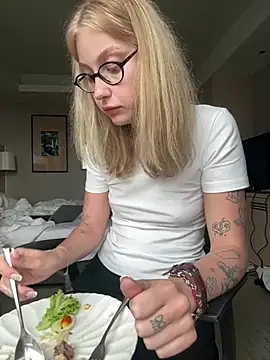 XXX chat uživo modela onlyjolyn
