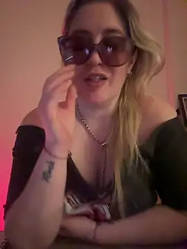 Chatroom XXX en direct de Granlady7