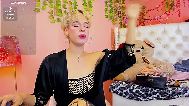 XXX chat uživo modela valentinee_xo