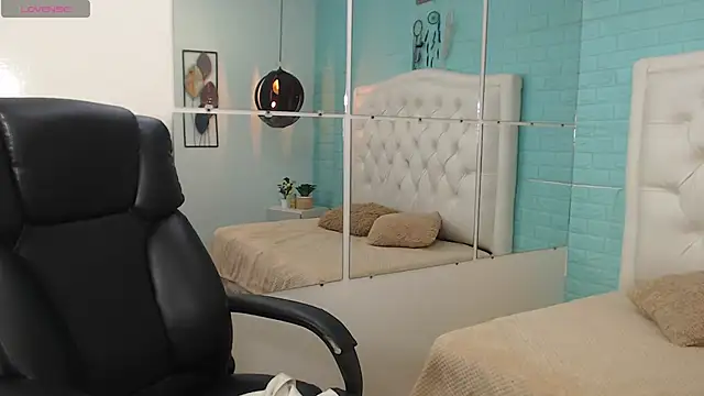 Chat XXX Live markbowie