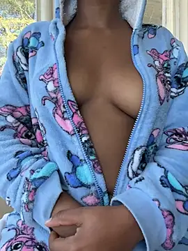 NaughtyShawdy élő XXX-chatje