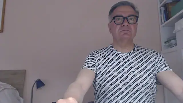 Chat +18 de YOU6me ao vivo