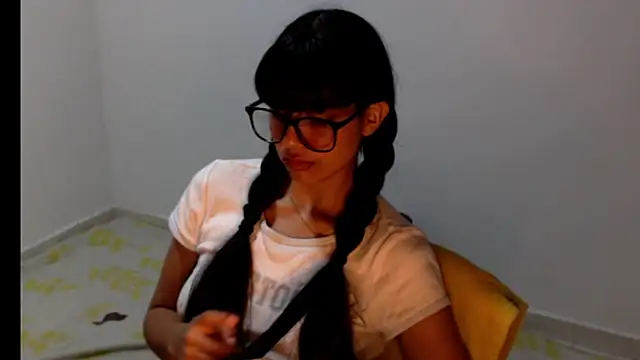 Chat XXX en directo de meganmiauu