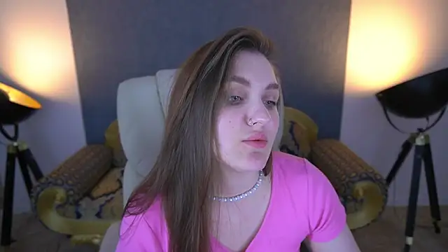 Chatroom XXX en direct de EmmyCharmm