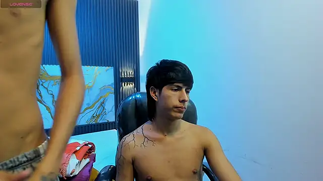Chat XXX ao vivo de Estiv18_