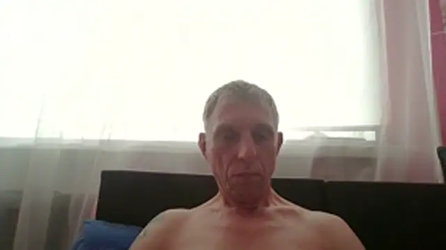 Онлайн чат XXX BobbyXRoyal