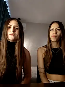 thinkaboutbehavior Adlı Modelin Canlı XXX Sohbeti