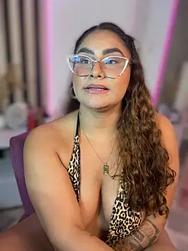 Chat XXX ao vivo de LiaDesire7
