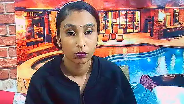 IndianSexyButt XXX чат на живо