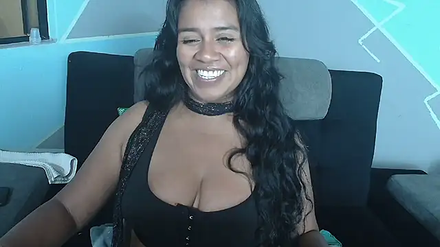 saggil23 Chat XXX in diretta