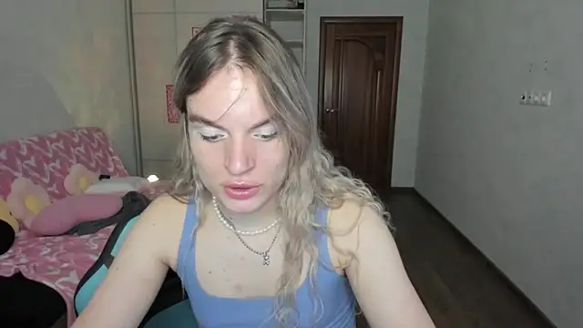 milliKira006: онлайн-секс-чат