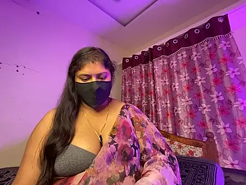 LouleyRani_'s Live XXX Chat