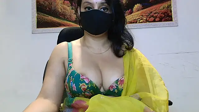 XXX chat uživo modela MilkyQueen69