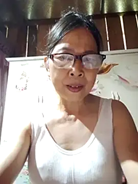 Sky-rain98's Live XXX Chat