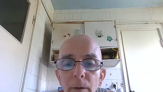 mariusica1@xh Chat XXX live