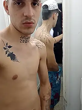 Chat XXX ao vivo de boy_max_latin