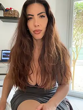 Eyline's Live XXX Chat