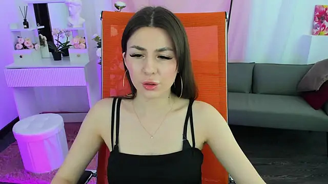 DiRosie Adlı Modelin Canlı XXX Sohbeti