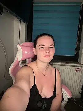 SecretSarah Live XXX Chat