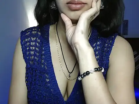 Chat XXX en directo de Moksha_