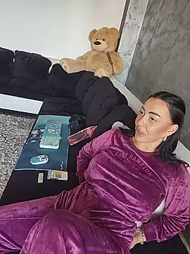 MaiaGold Adlı Modelin Canlı XXX Sohbeti