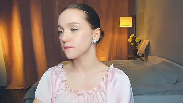SharriSang Adlı Modelin Canlı XXX Sohbeti