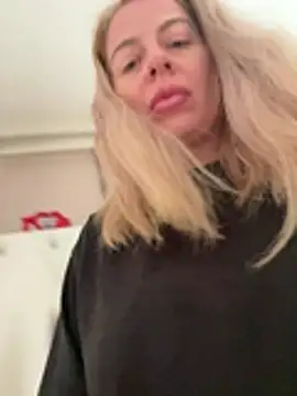 Lisorine Live XXX-Chat