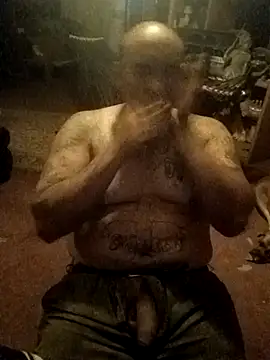 Dick4yourholes: вебкам-шоу