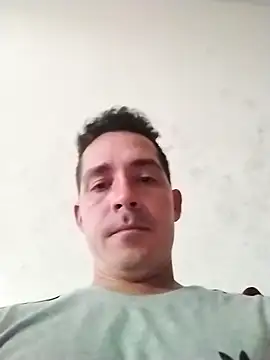 عرض كام Gabriel_leon33