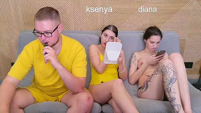 Ksenny 라이브 XXX 채팅