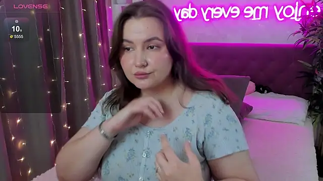 Chat XXX en directo de FeralPeach