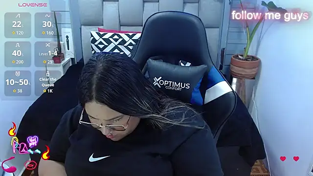 Czat XXX na żywo – evelin_zaens
