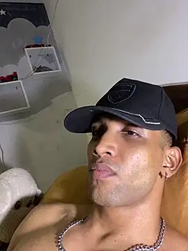 Chat +18 de leoblazes ao vivo