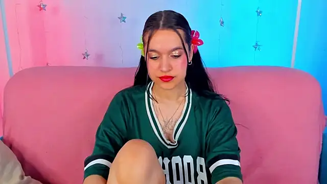צ'אט XXX בשידור חי של AishaTempt