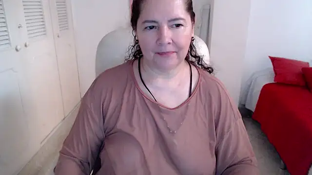 leonela_69 Adlı Modelin Canlı XXX Sohbeti