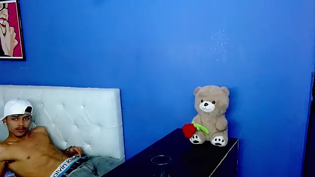 Angel_foxc13 – Naživo XXX chat