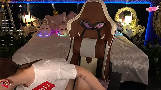 Chat XXX Live FoxyShy