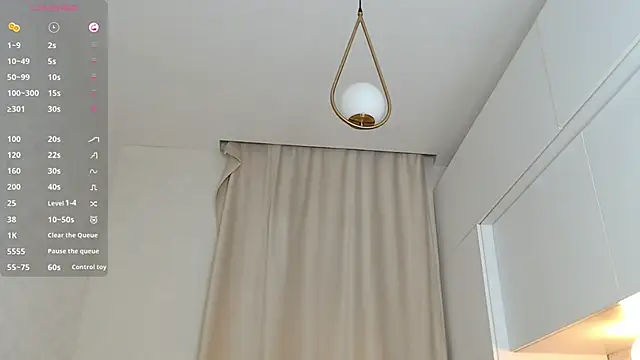 Chat +18 de LuxeK1tt3n ao vivo