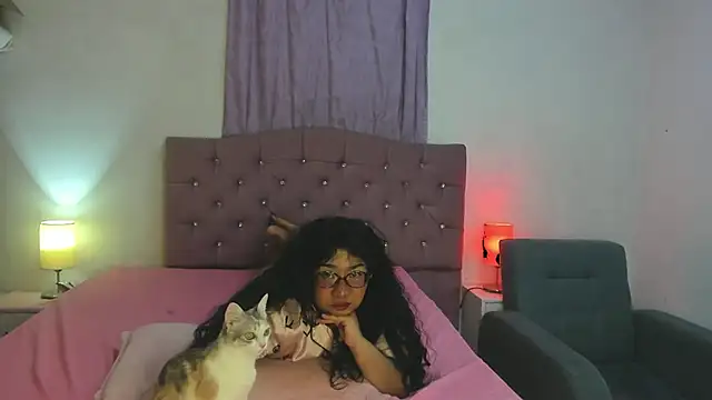 Latinabombsheell Chat XXX live