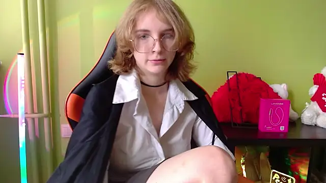 juicyPenny's Live XXX Chat