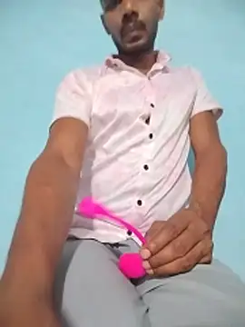 Daddyishere_19's Webcam Show
