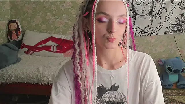 Cutie_Adelia: απευθείας συνομιλία ΧΧΧ