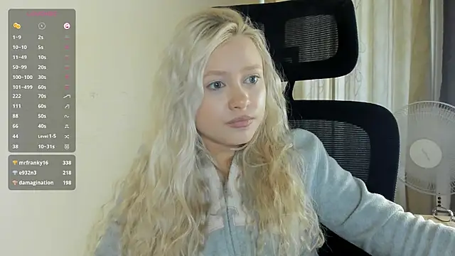 MidnightPoise Chat XXX in diretta