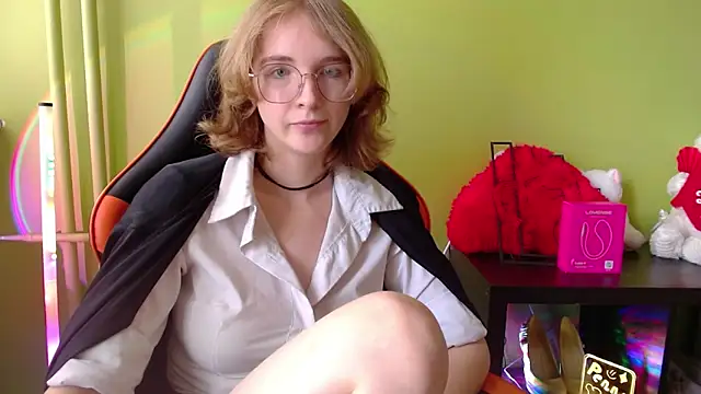 juicyPenny's Live XXX Chat