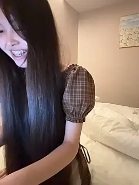 Chat XXX en directo de Jenny156cm