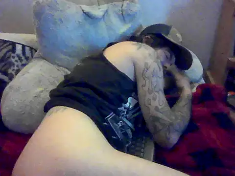 Chatroom XXX en direct de theboobietrap