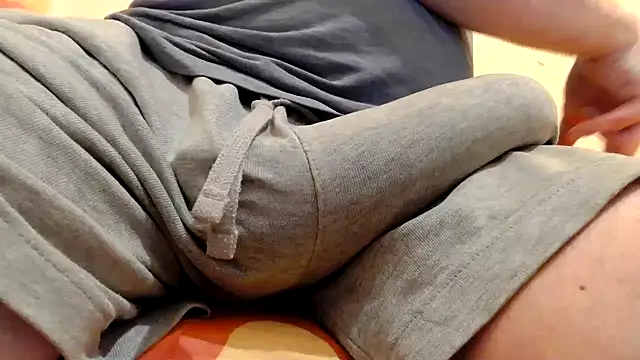 gae89tano Adlı Modelin Canlı XXX Sohbeti
