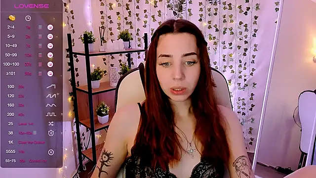 Chat XXX en directo de CharliGrace_