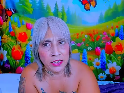 indianroxy: онлайн-секс-чат